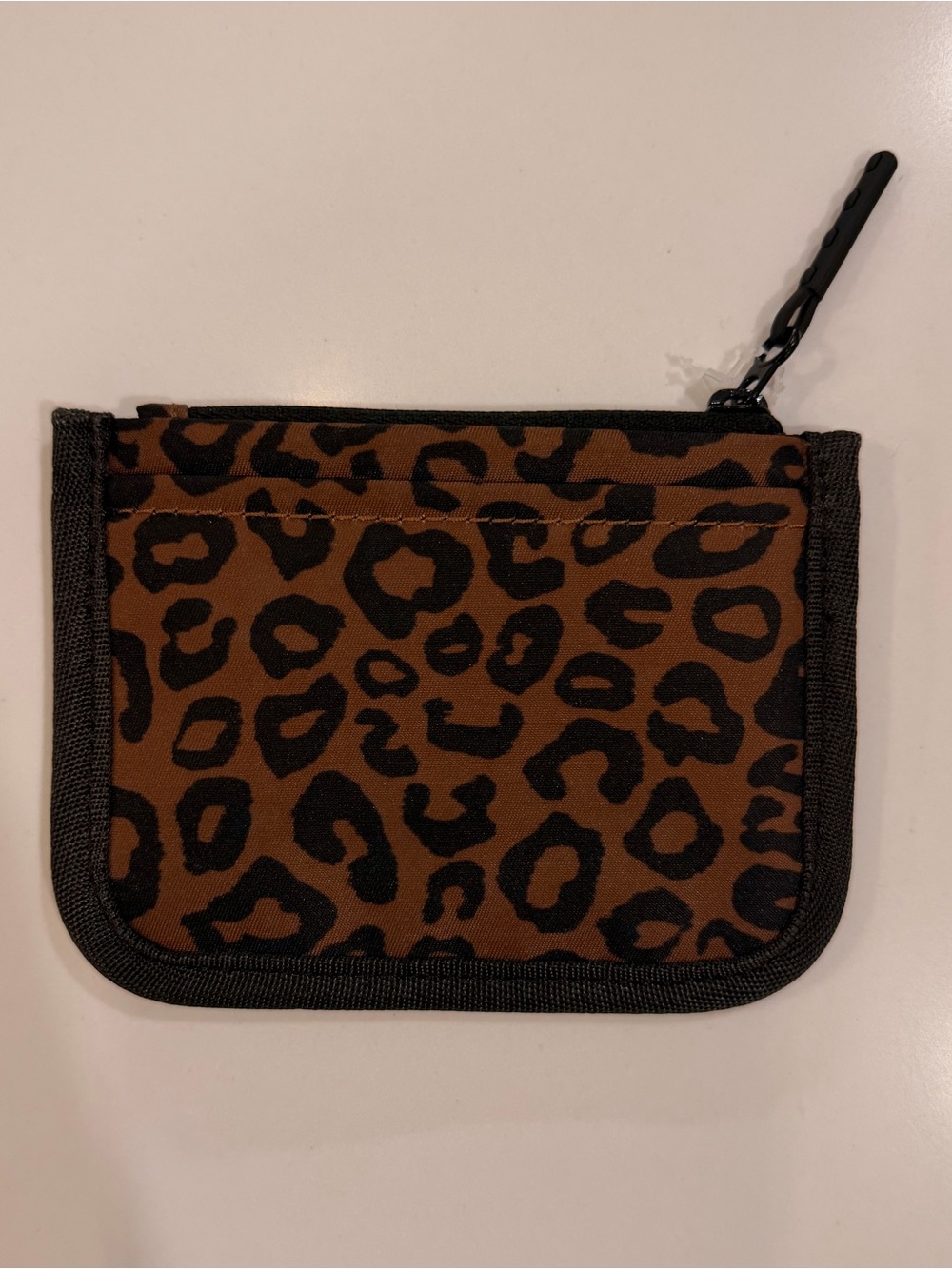 lululemon athletica Leopard Print Card & Key Holder - Brown Black - Picture 3 of 3